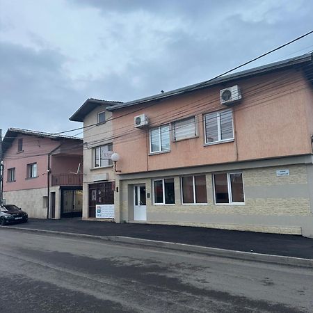 Хотел Елит Kostinbrod المظهر الخارجي الصورة